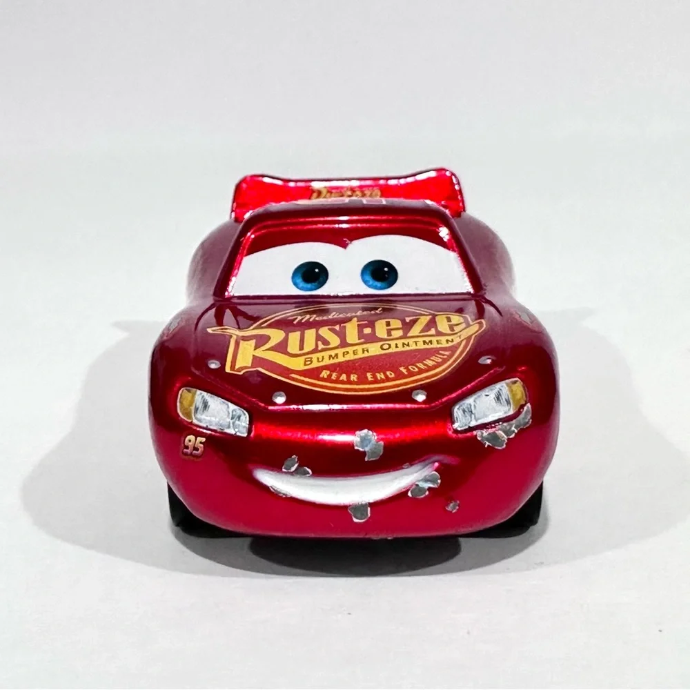 Disney Cars 3 Metallic Lightning McQueen Scavenger Hunt